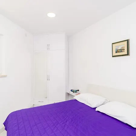Riki - With Balcony And View A2 Апартаменты